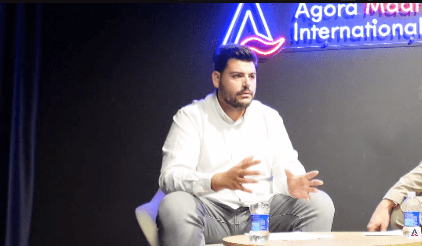 Entrevista a Aaron Díaz